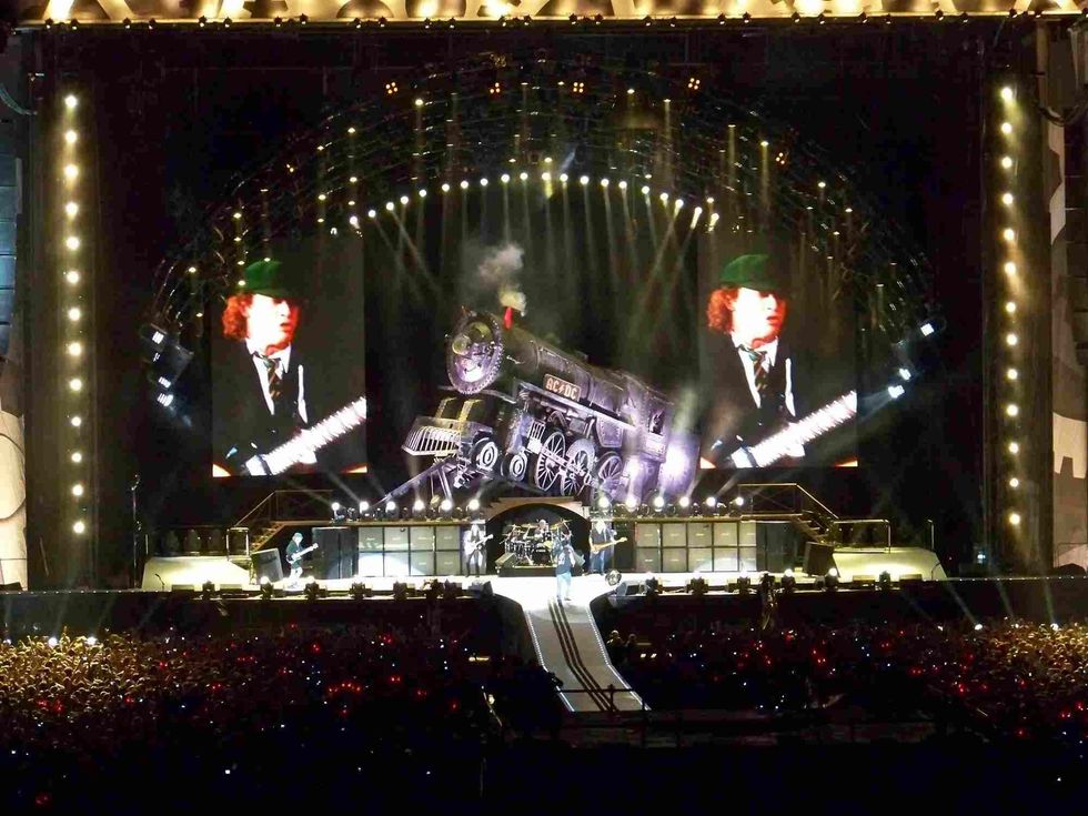 AC/DC is amazing hard rock bands