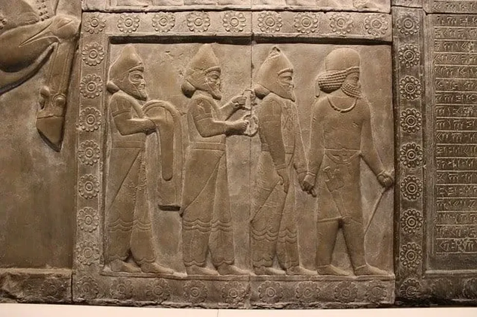 Antique carvings of Sumerians in Mesopotamia 