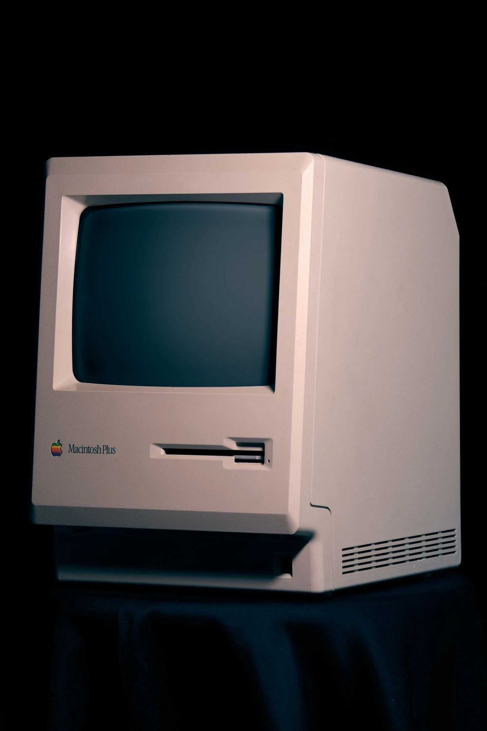 Apple company was established in 1976, 1976 fun facts!