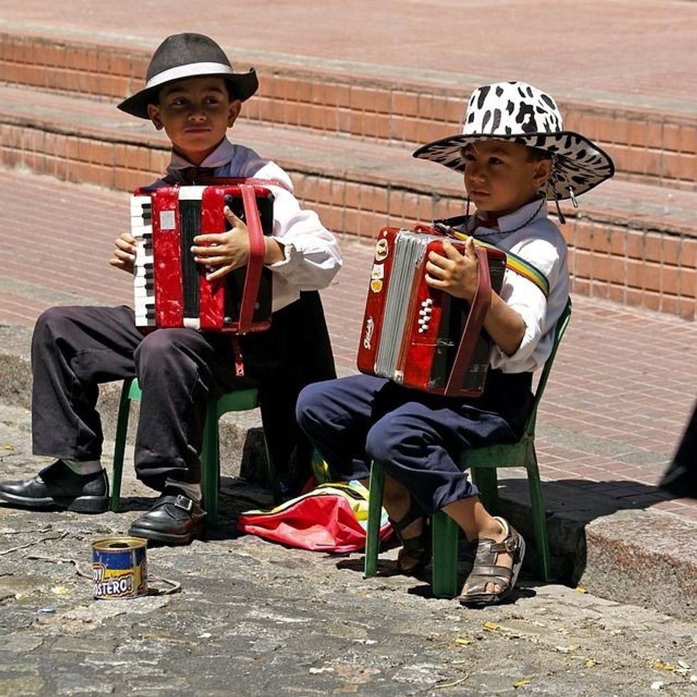 Argentina crafts are prepared by locals are popular for travelers interested in shopping.