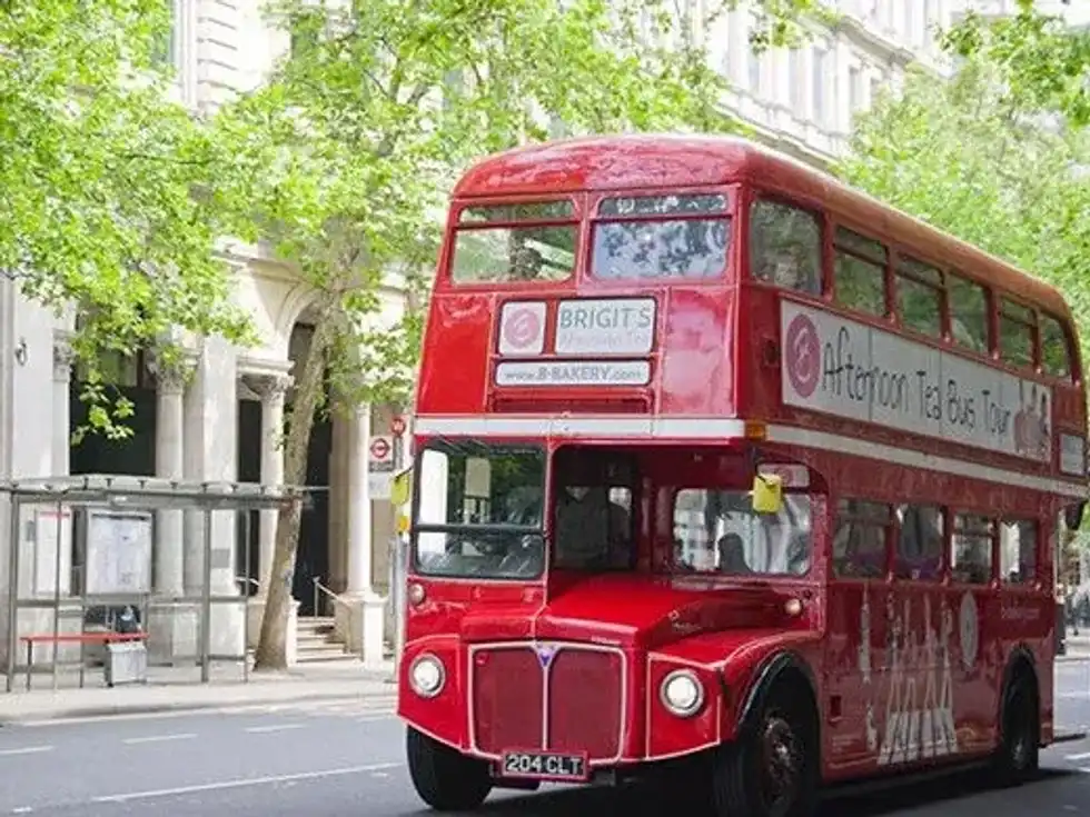 B Bakery Afternoon Tea Bus Tour