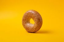 Bagel is one of the most popular foods in the US.