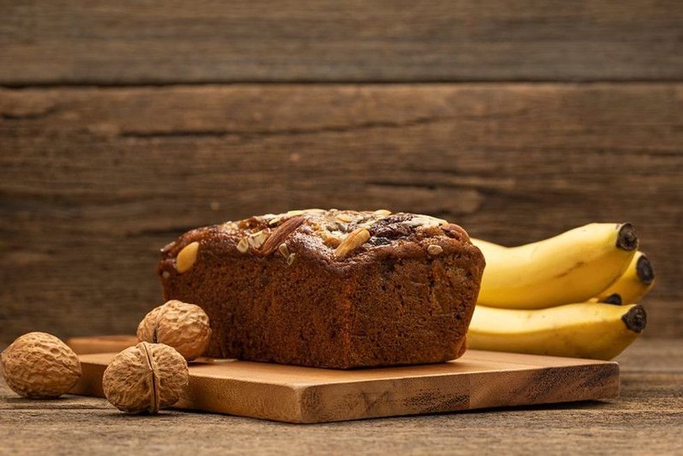Banana And Walnut Cake For Burgeoning Bakers