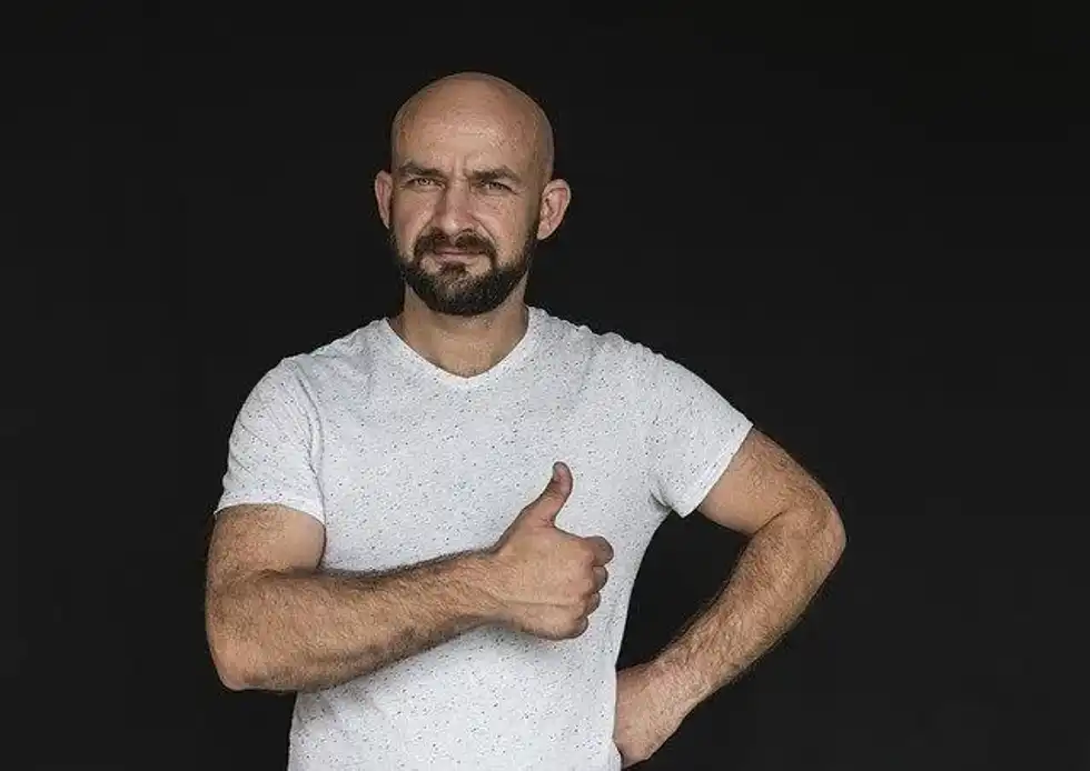Be Bald And Free day is one such campaign started by Thomas and Ruth Roy, and it has inspired many men and women to shave their heads and celebrate the beauty of being a bald head.