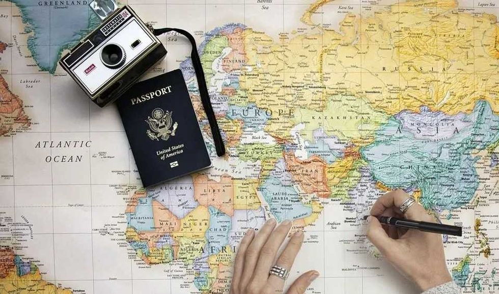 cartography consists of mapmaking technology