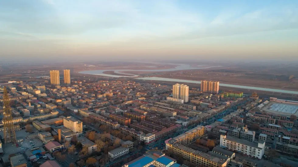 Check out these awesome Anji Bridge facts about the bridge southeast of Shijiazhuang city.