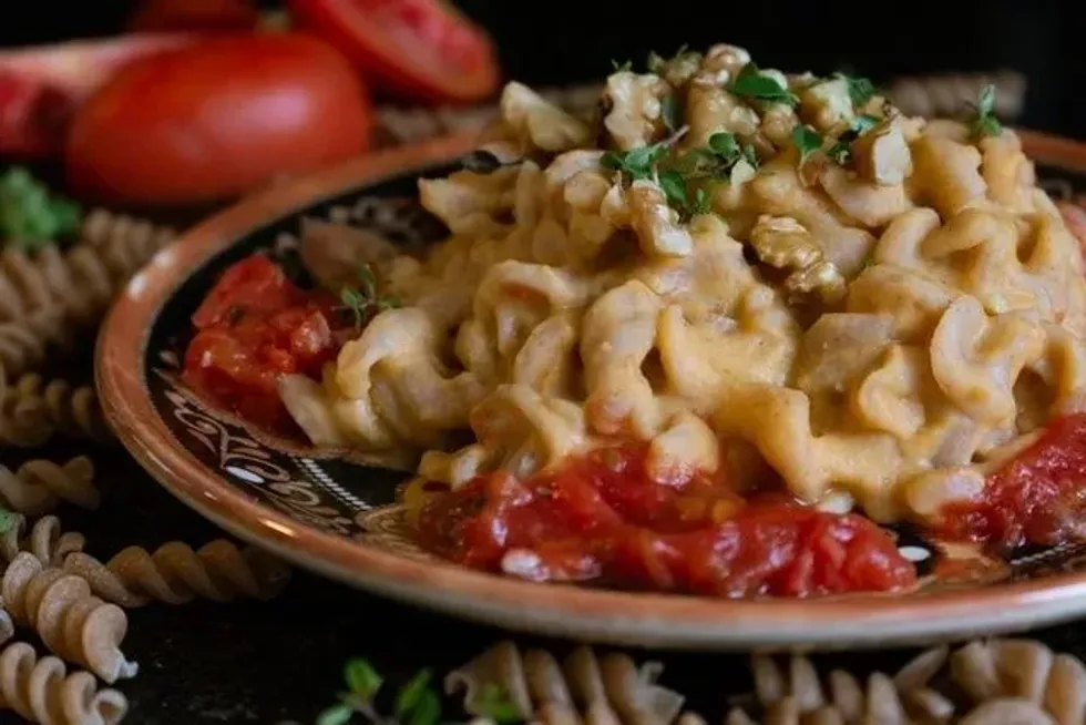 Cheesy macaroni is considered a comfort dish by the Americans, and National Mac and Cheese Day celebrates it.