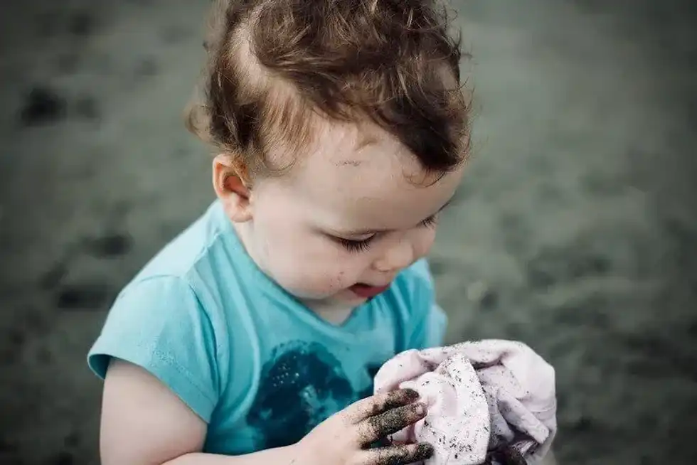 Children love getting messy, and mud kitchens are a great way to do it.