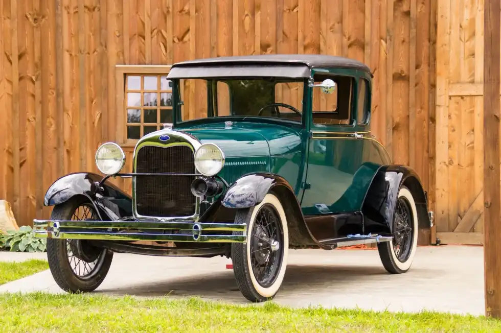 Collector Car Appreciation Day showcases some of the best restored car models, including the Volkswagen Beetle, etc.