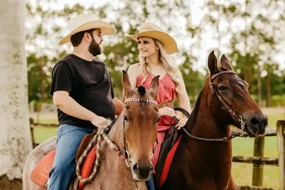Country music quotes from songs can be the perfect Instagram captions