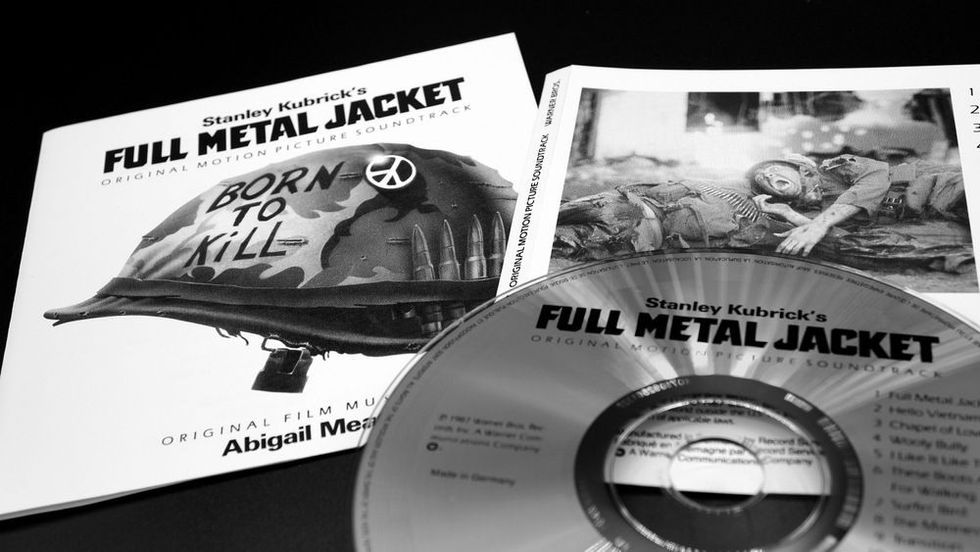 cover and artwork of the soundtrack cd FULL METAL JACKET, 1987