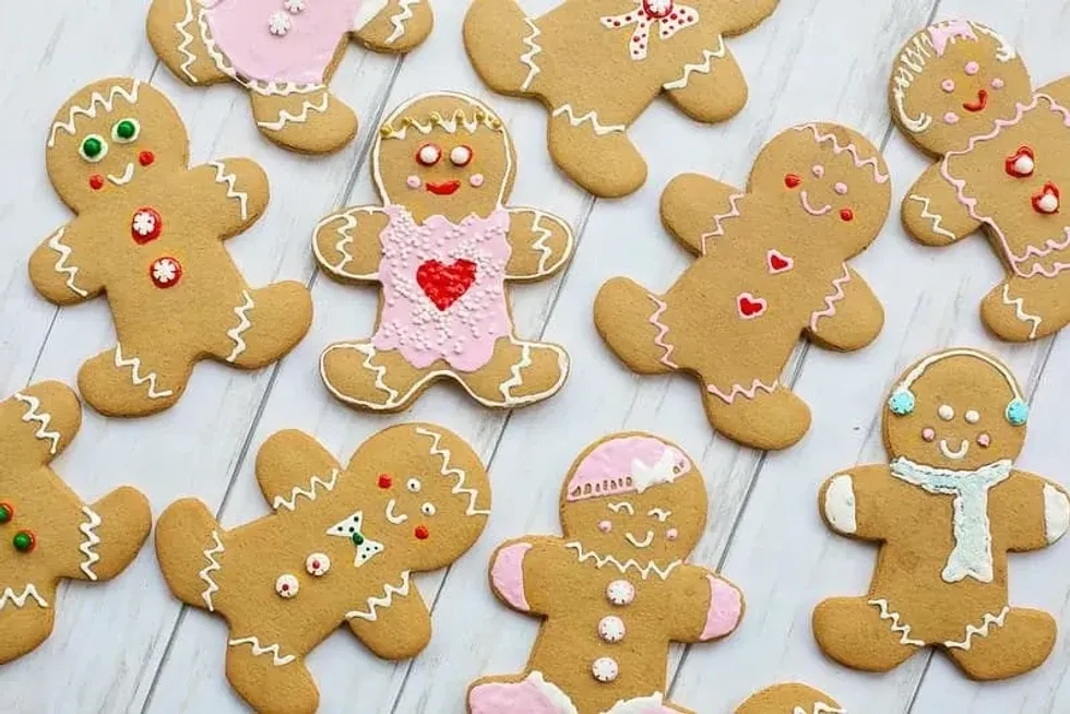 Decorated gingerbread men as a gingerbread man craft