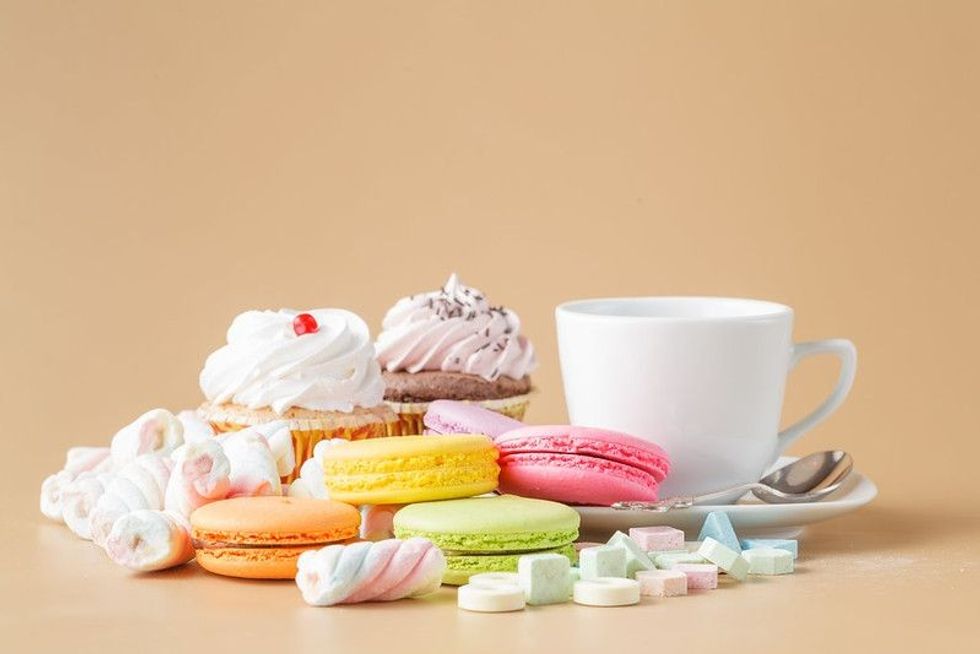 Dessert Macaroons and Twisted Marshmallow