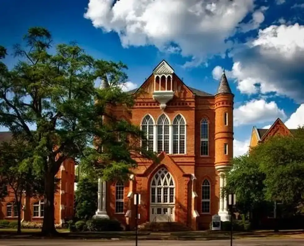 Discover interesting Auburn University facts here at Kidadl.