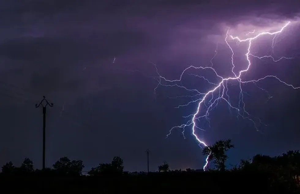 Do hurricanes have lightning is an interesting topic to read about.