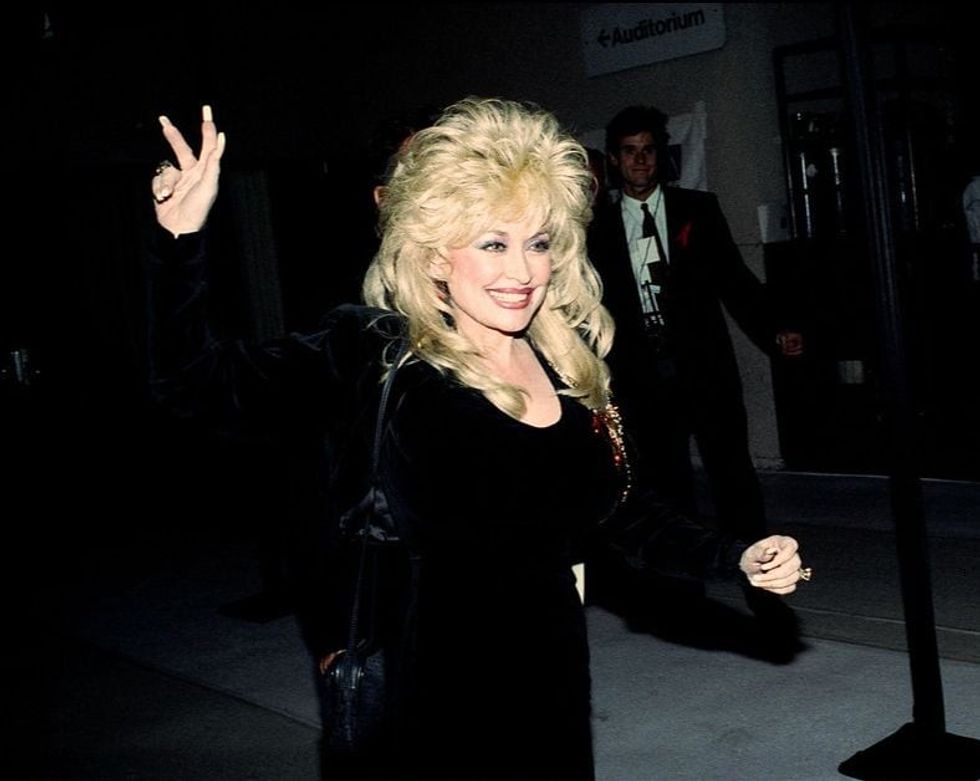 Dolly Parton sitcom tv American actress
