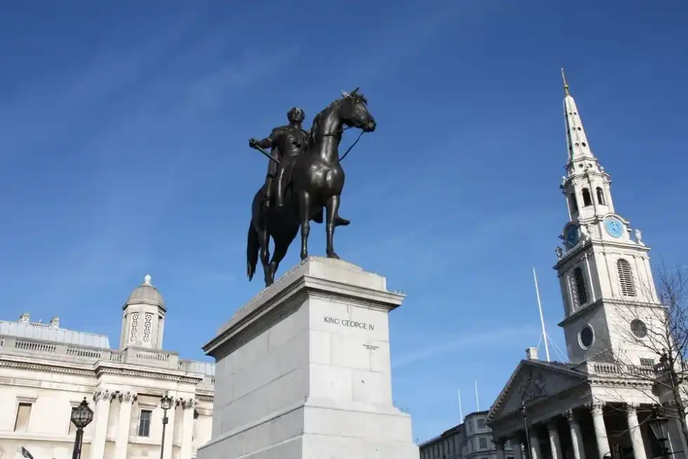 During his lifetime, King George VI stayed on the throne even though he did not want the role. Here are some King George VI facts!