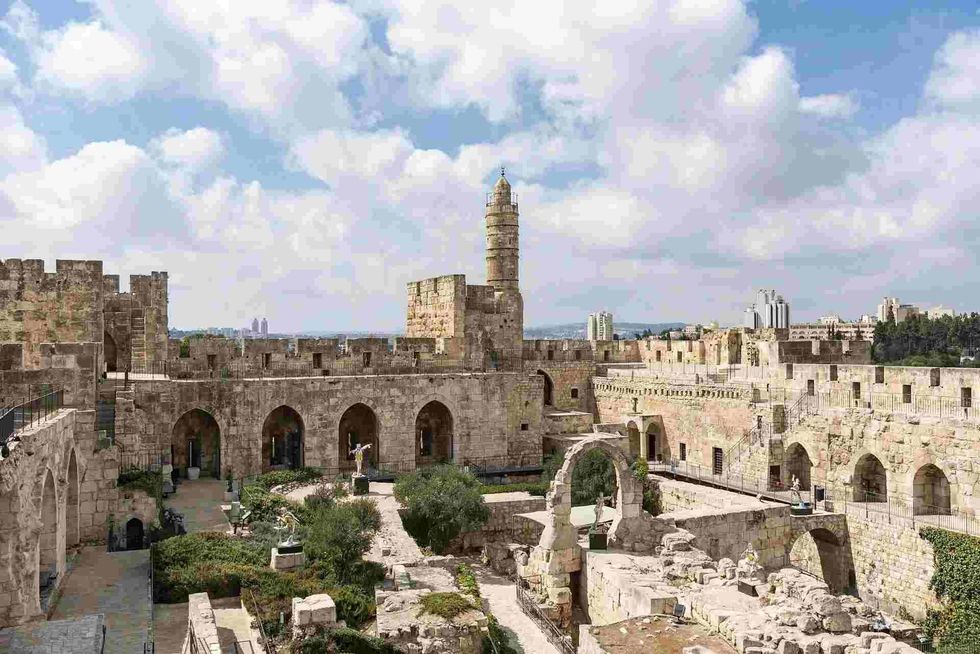 evidence of King Solomon reign is insufficient and scant