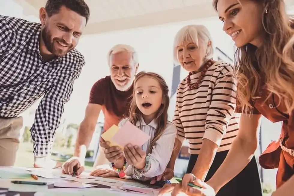 family making memory tree