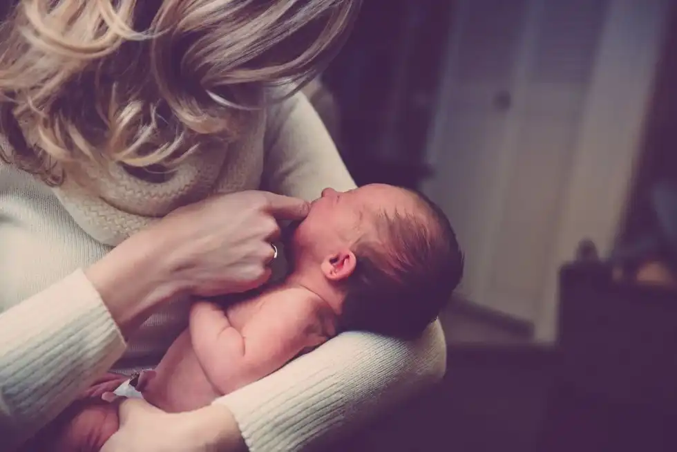 Find amazing facts about mothers here at Kidadl.