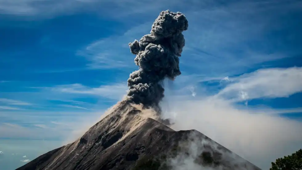 Fuego volcano facts are great for kids.