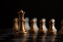 Gold queen is the leader of the chess in the game on board.