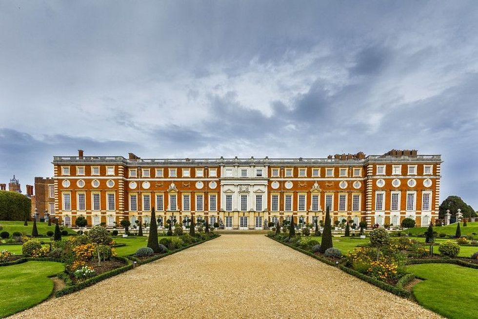Hampton Court Palace Garden Side view.