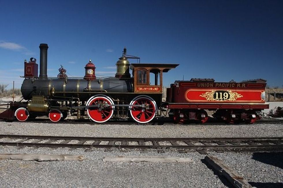 Here are some transcontinental railroad facts that you will love!