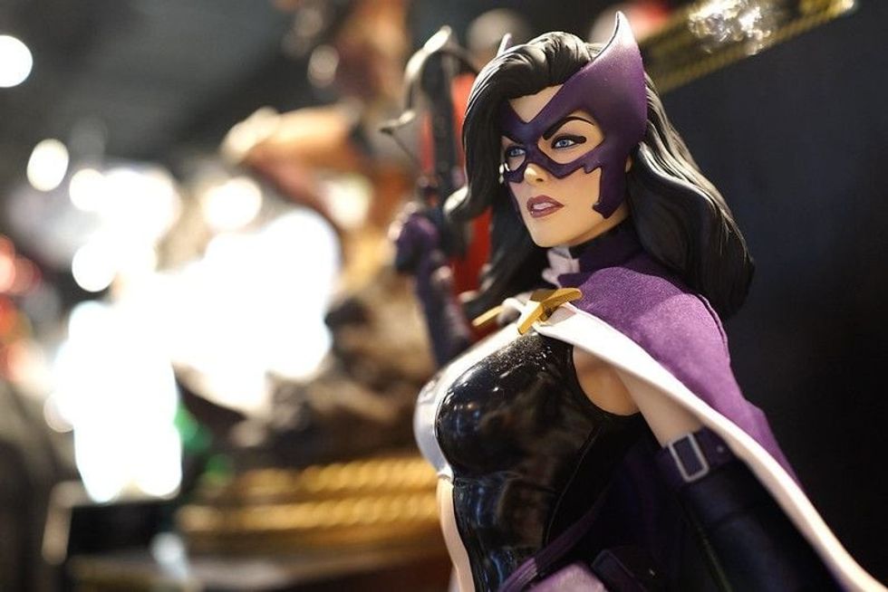 Huntress DC Multiverse Series action figure