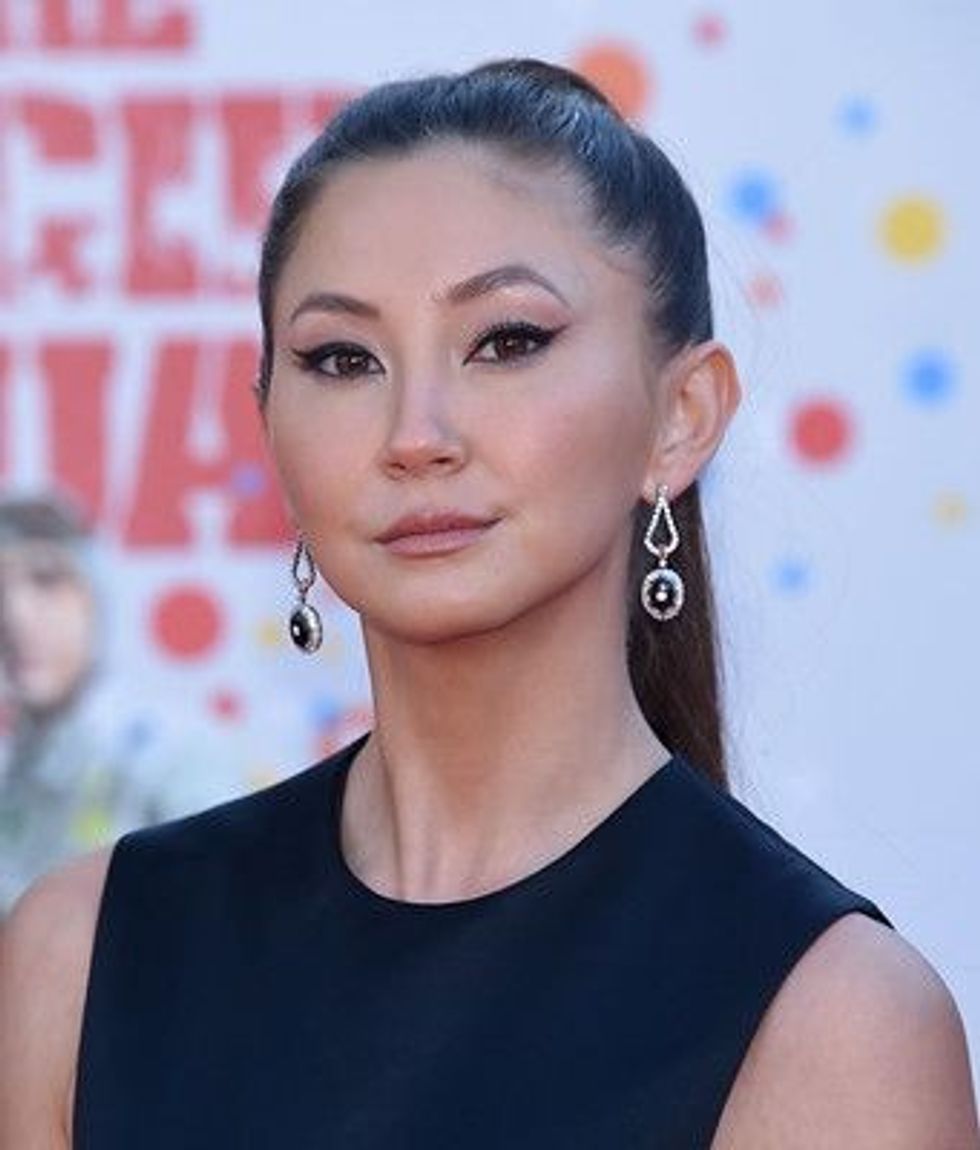 In 2019, Kimiko Glenn co-hosted the MTV show Catfish with Nev Schulman.