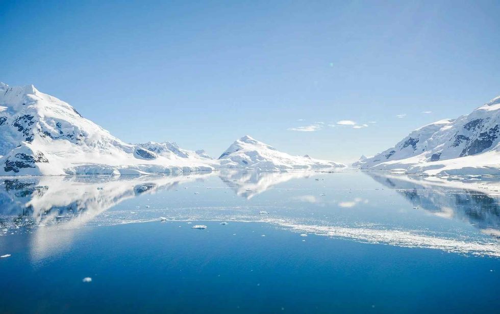 Interesting geography and physical features of Antarctica.