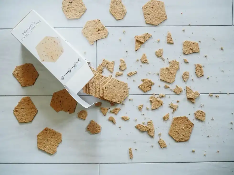 It is interesting to know about crackers' nutrition facts.
