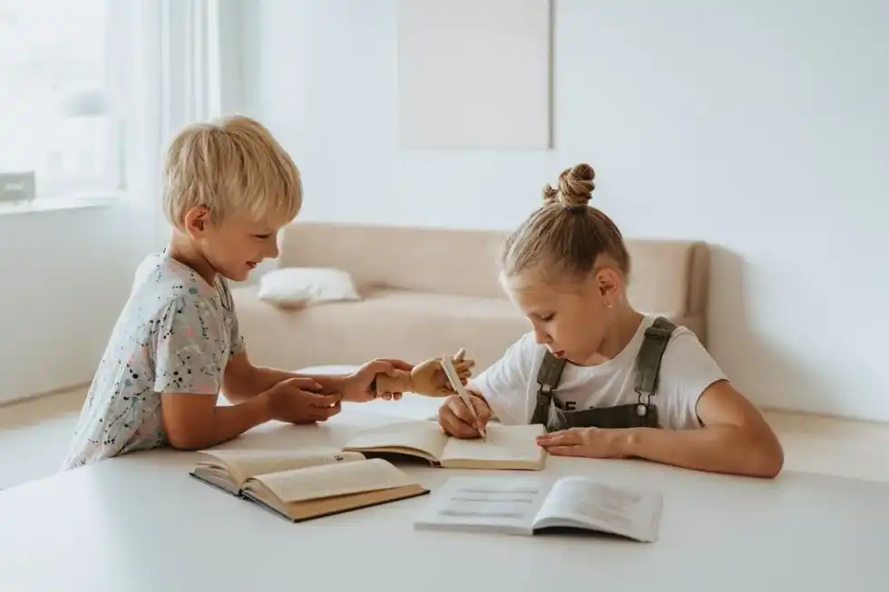 Jean Piaget facts talk about his Constructivist theory.