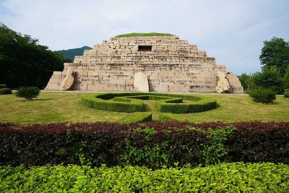 King Jangsu's Tomb in Koguryo Kingdom