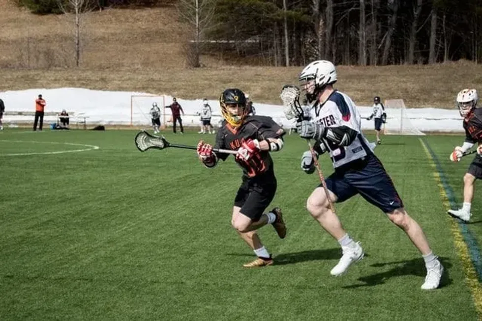 Lacrosse facts are important for kids who want to learn the game.