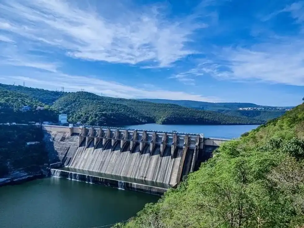 Learn about this impressive structure with these incredible Grand Coulee Dam facts.