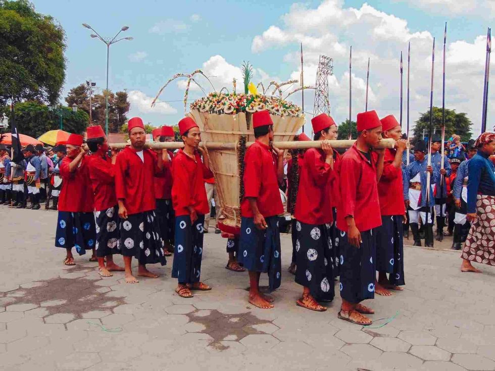 Learn more Indonesian culture facts here.