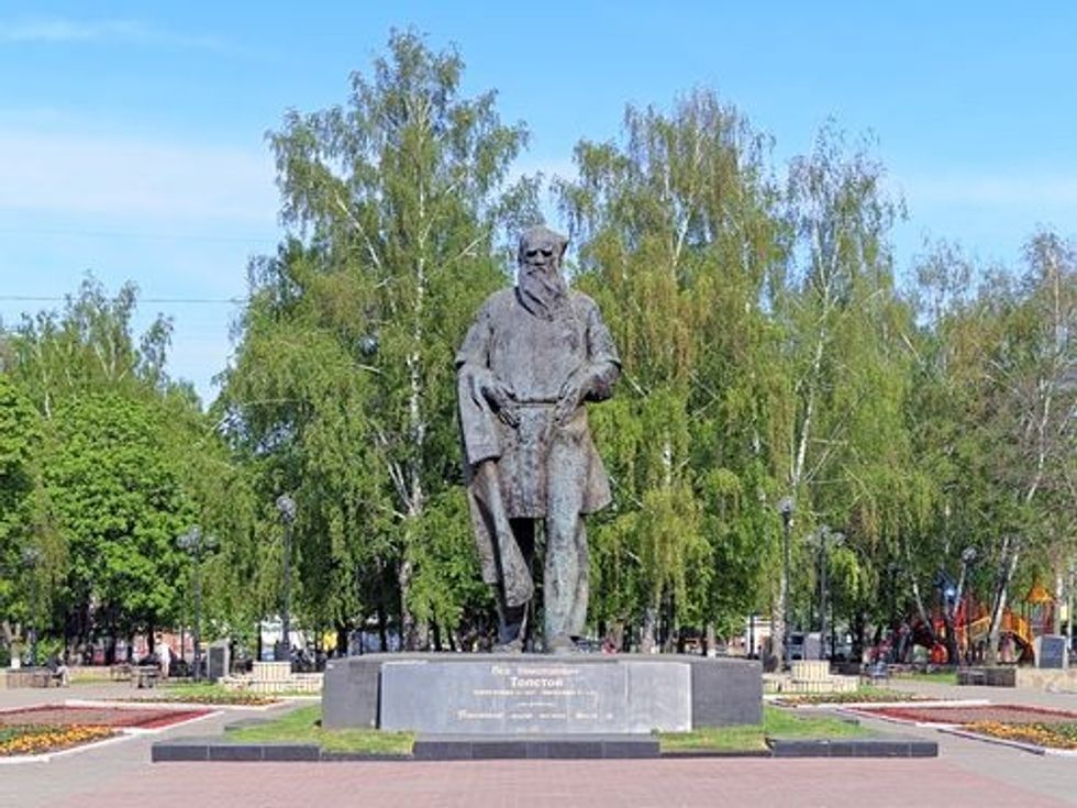 Learn some amusing Leo Tolstoy facts with us today.