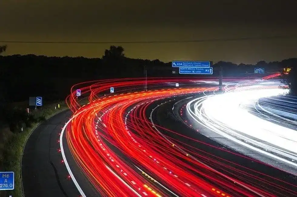 Let's keep moving at the same speed with everyone.