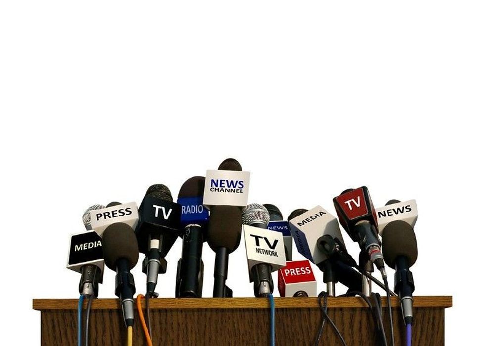 Let us learn some amazing journalism quotes in this article.