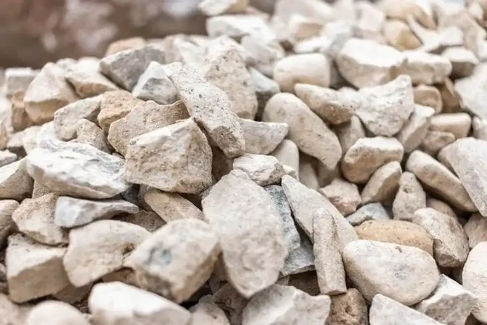Limestone facts talk about many limestones and limestone plate formation.