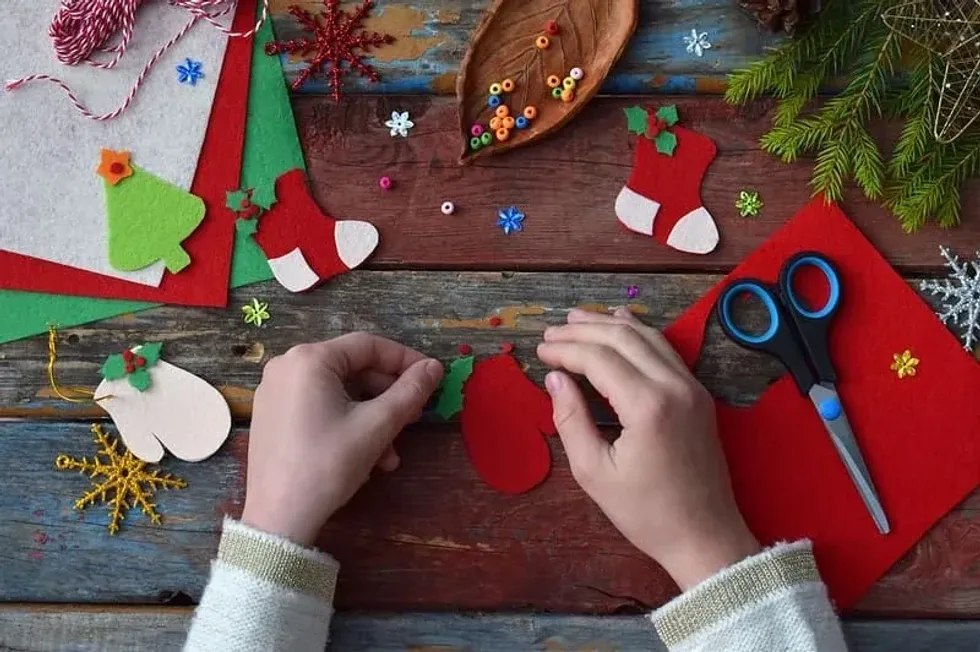 Making Christmas crafts is a great activity to do as a family to get everyone in the festive spirit.