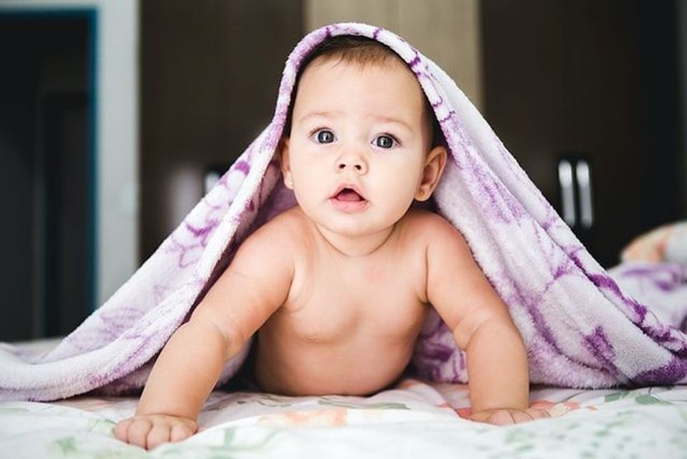 Middle names for Aden, such as James, Liam, Cole, Aidan, and Gabriel sound like a perfect combination of words.