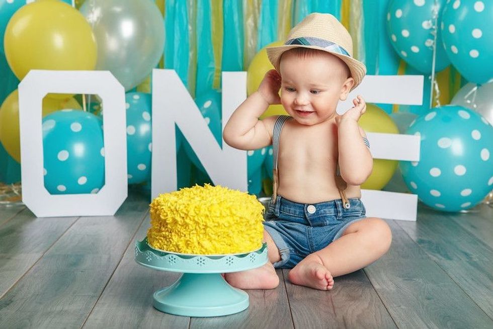 Minion Themed cake