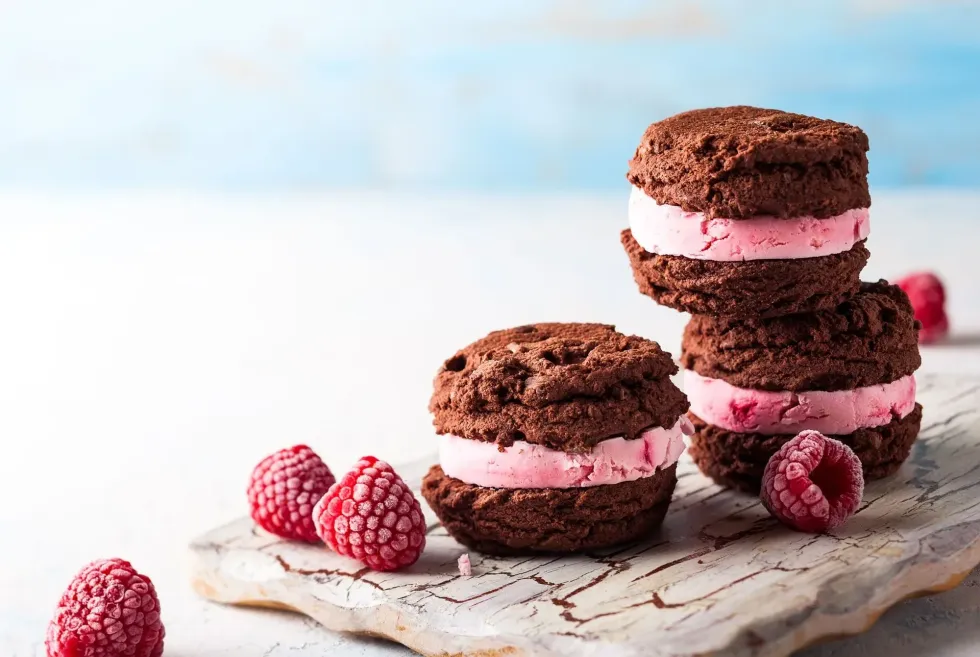 National Ice Cream Sandwich Day is meant to enjoy your favorite flavor of this famous chocolate dessert.