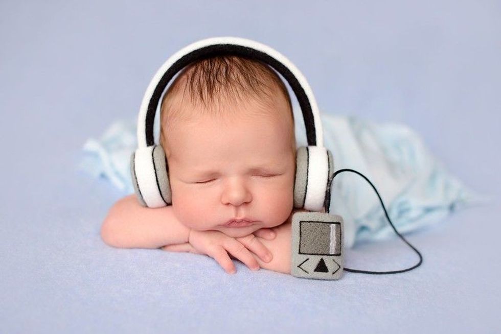 Newborn baby sleep first days of life