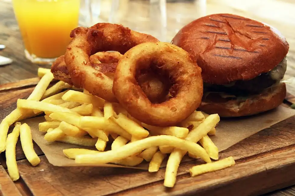 On National Greasy Food Day, do not dare to try a healthy recipe.