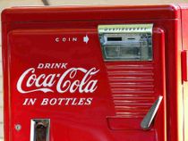 One of the interesting 1985 facts include that Michael Jordan was voted NBA 'Rookie of the year'.