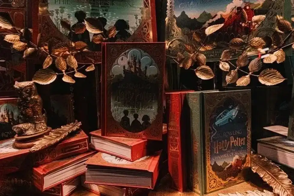 One of the most important Luna Lovegood facts is that she is the most eccentric character among Harry Potter's friend circle.