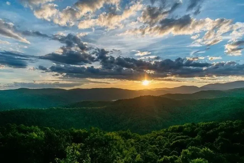 One of the most interesting North Carolina colony facts is that it was named after Britain's King Charles II.